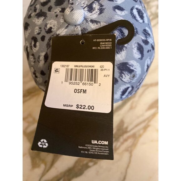 NWT Under Armor Youth Gray Animal Print Stretch Cap Hat One SIze - Picture 5 of 8